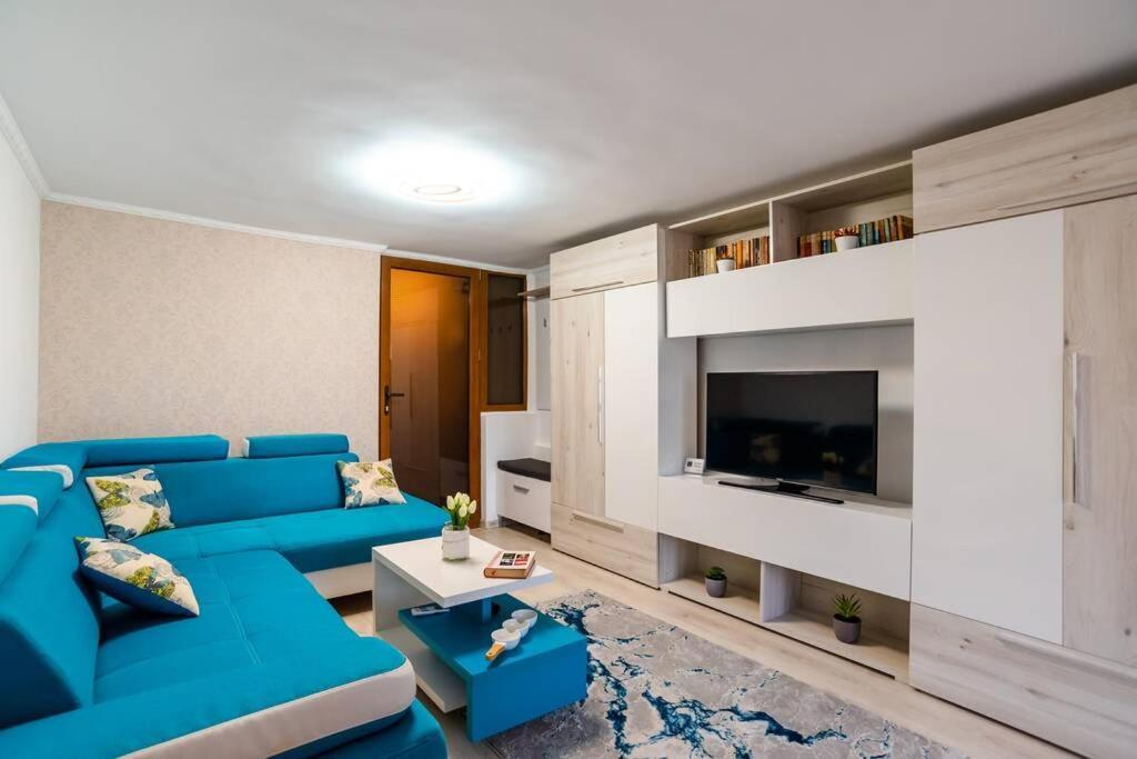 הוילה קלוז'-נאפוקה Cozy House With Nice Garden In Heart Of City Center מראה חיצוני תמונה