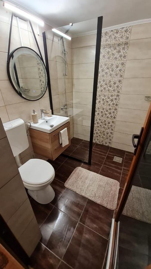 הוילה קלוז'-נאפוקה Cozy House With Nice Garden In Heart Of City Center מראה חיצוני תמונה